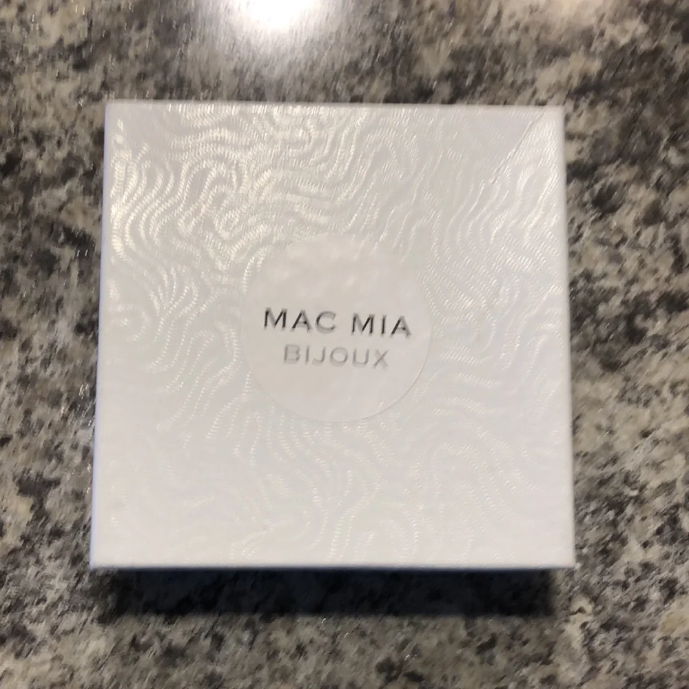 Brand new BFF bracelets. Keep one for yourself and give one to your bestie. - Picture 5 of 5